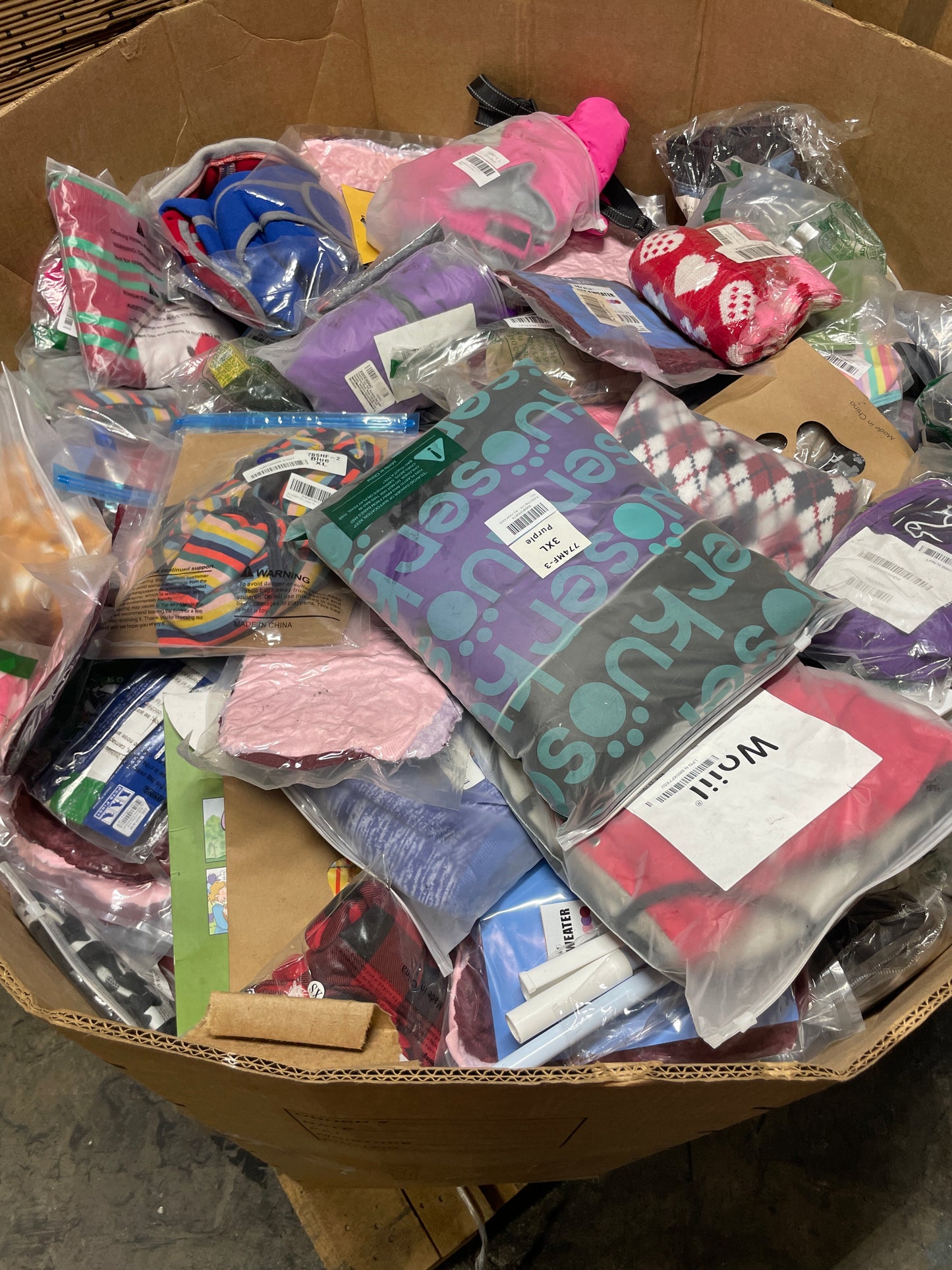 AMZ Mixed Pet Supplies Pallet