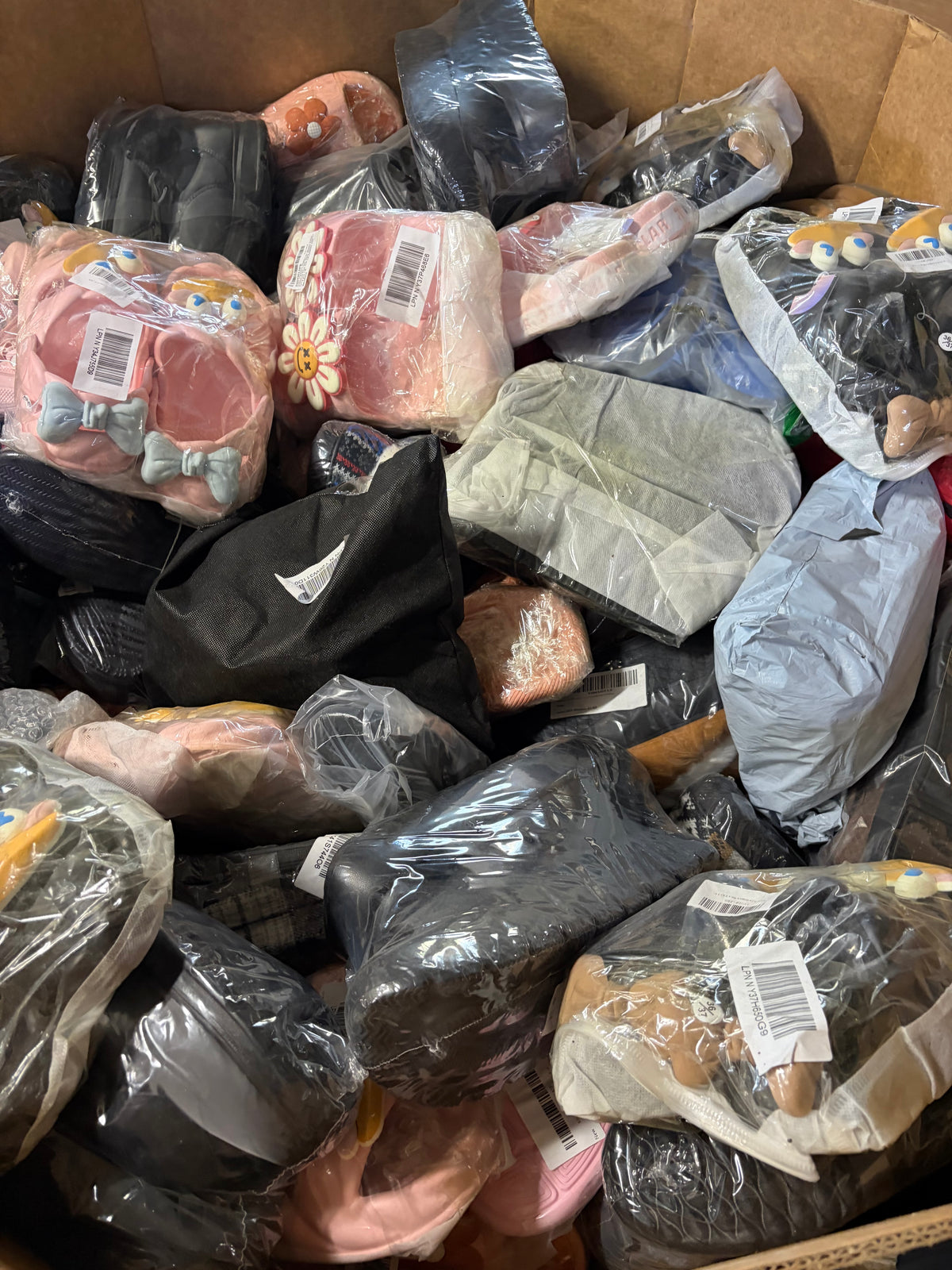 Bagged Shoe Pallets