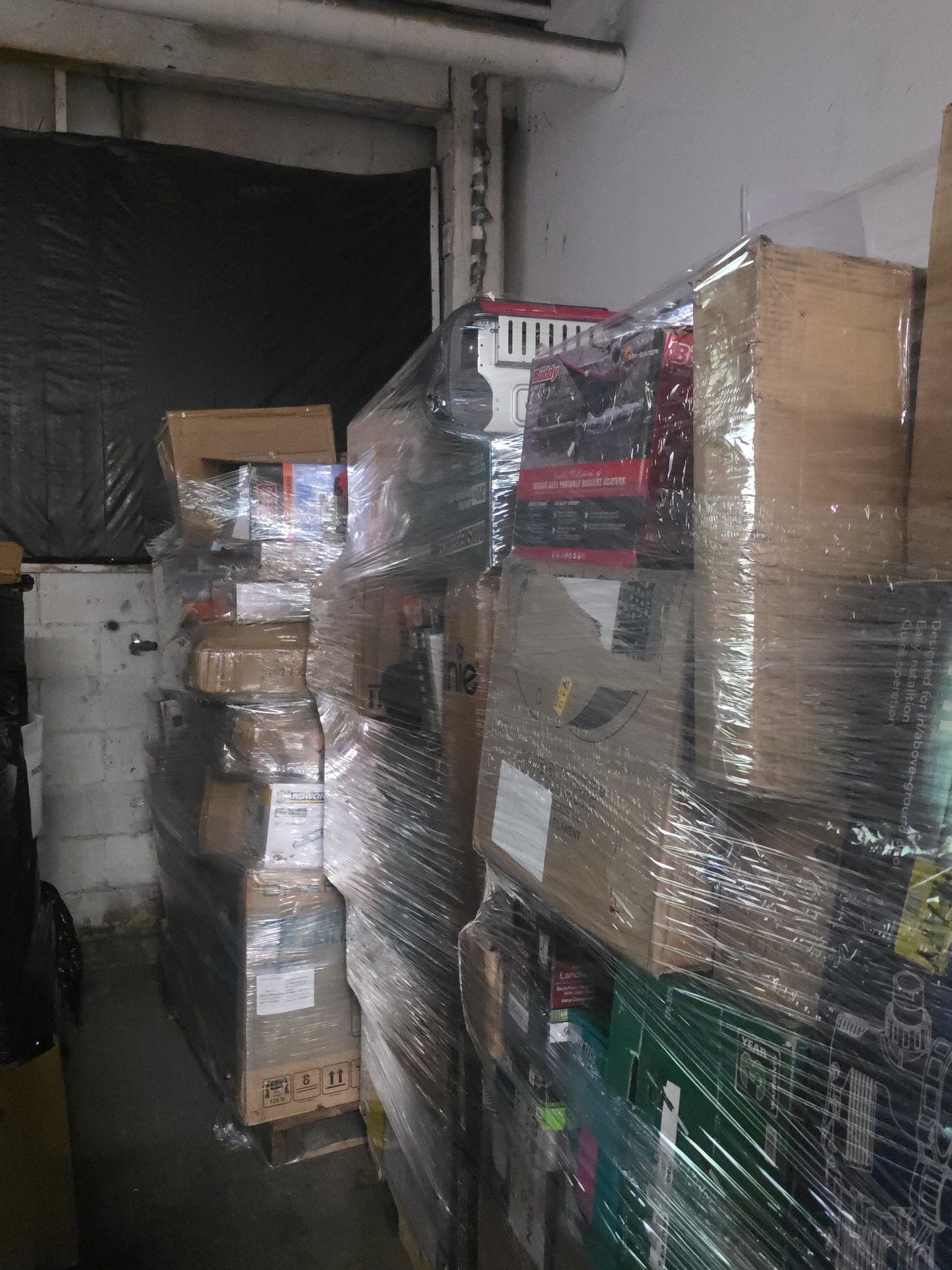 Mixed Retailer With Tools Pallets