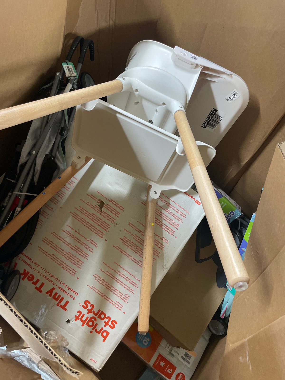 Large Baby Item Pallets