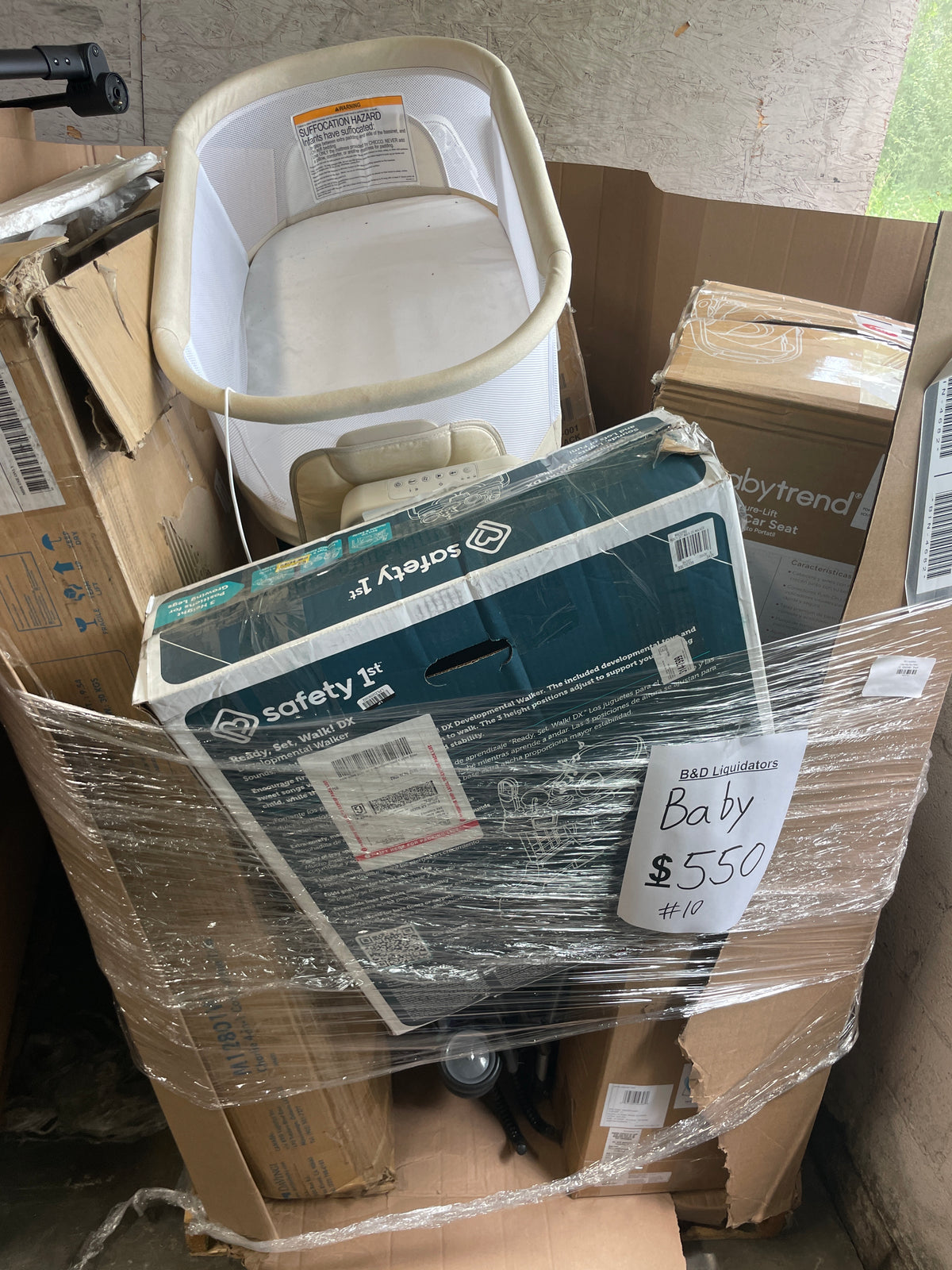 Large Baby Item Pallets
