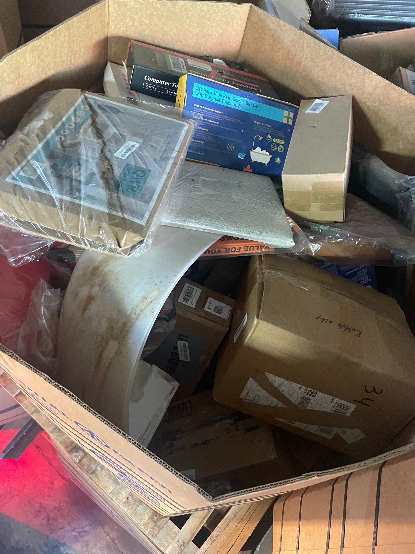 AMZ LPN GM SHOE BOX SIZE ITEMS PALLETS