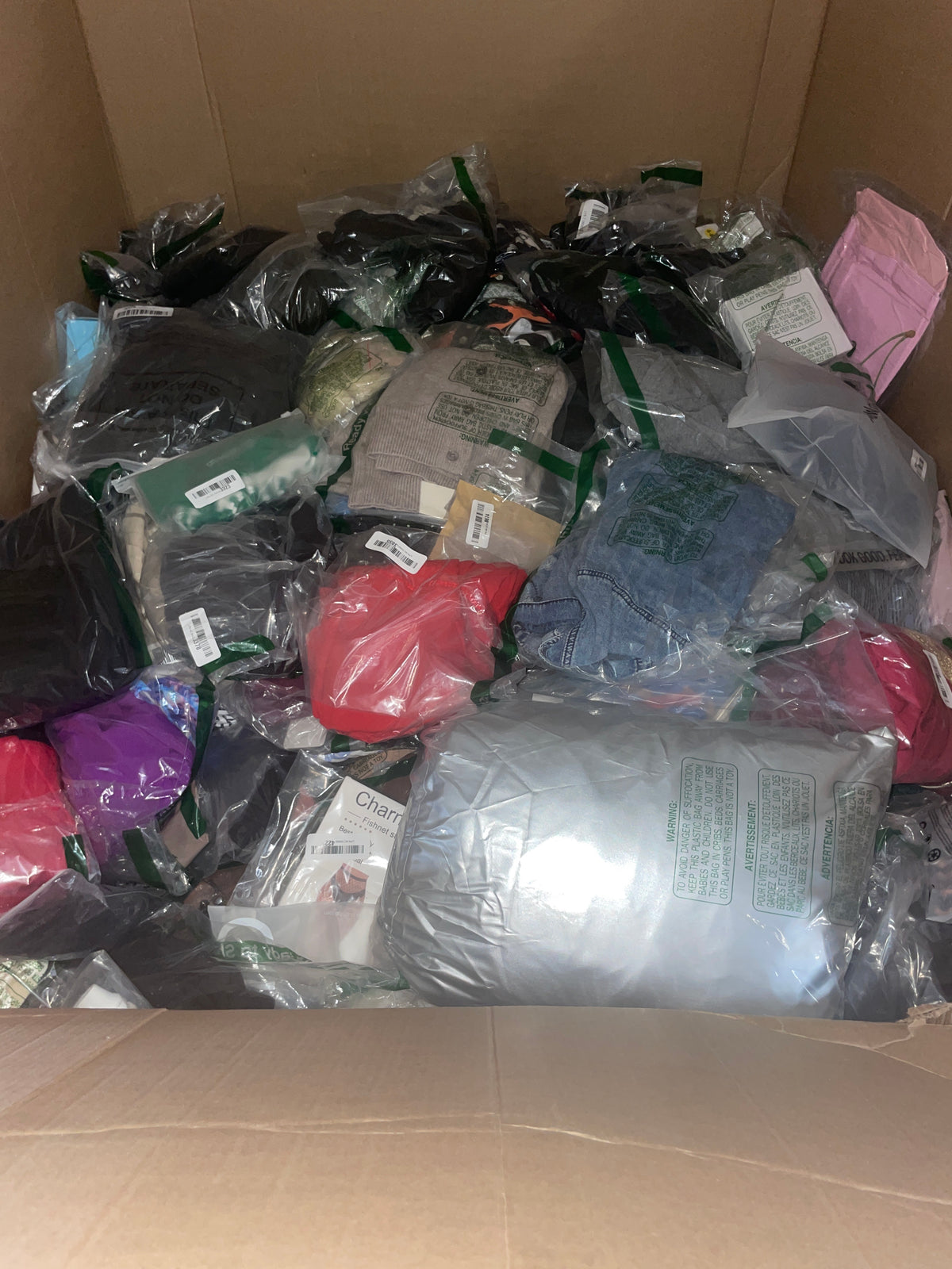 Raw Mixed Apparel and Accessories - 525 Pieces