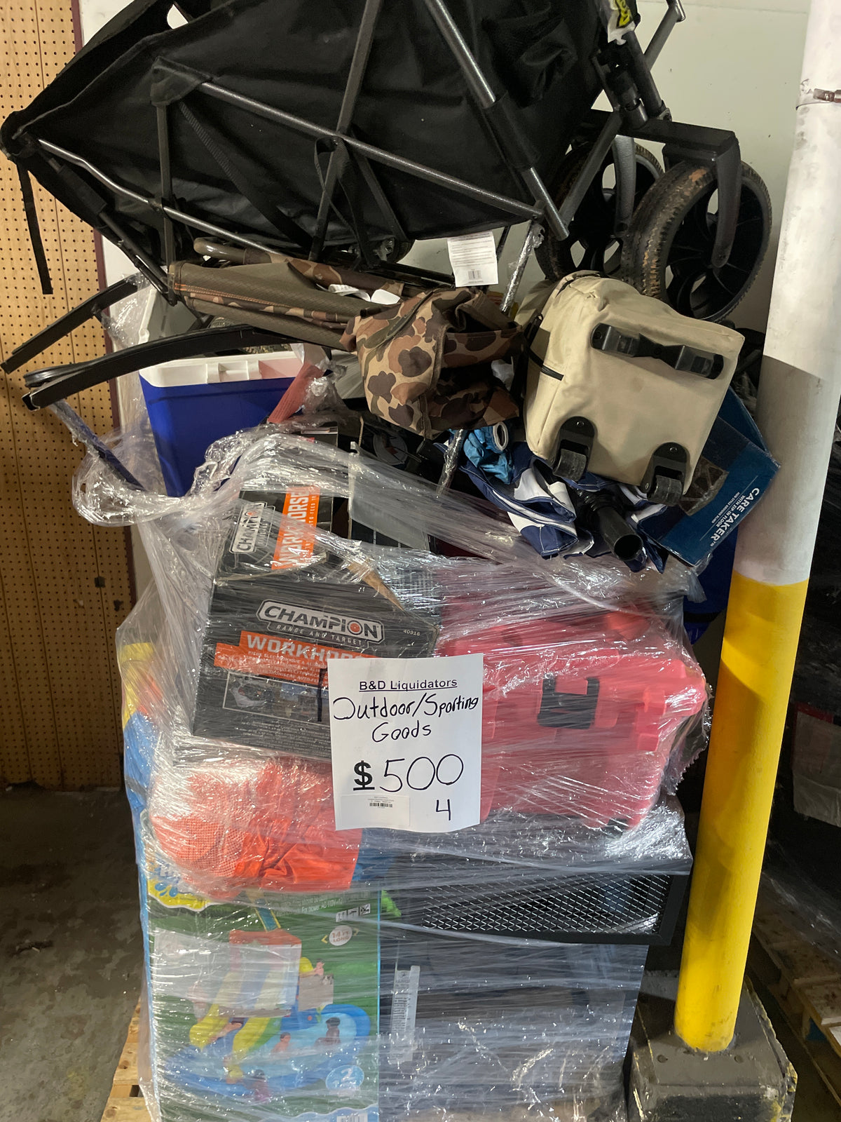 Outdoor/Sporting Goods Pallet