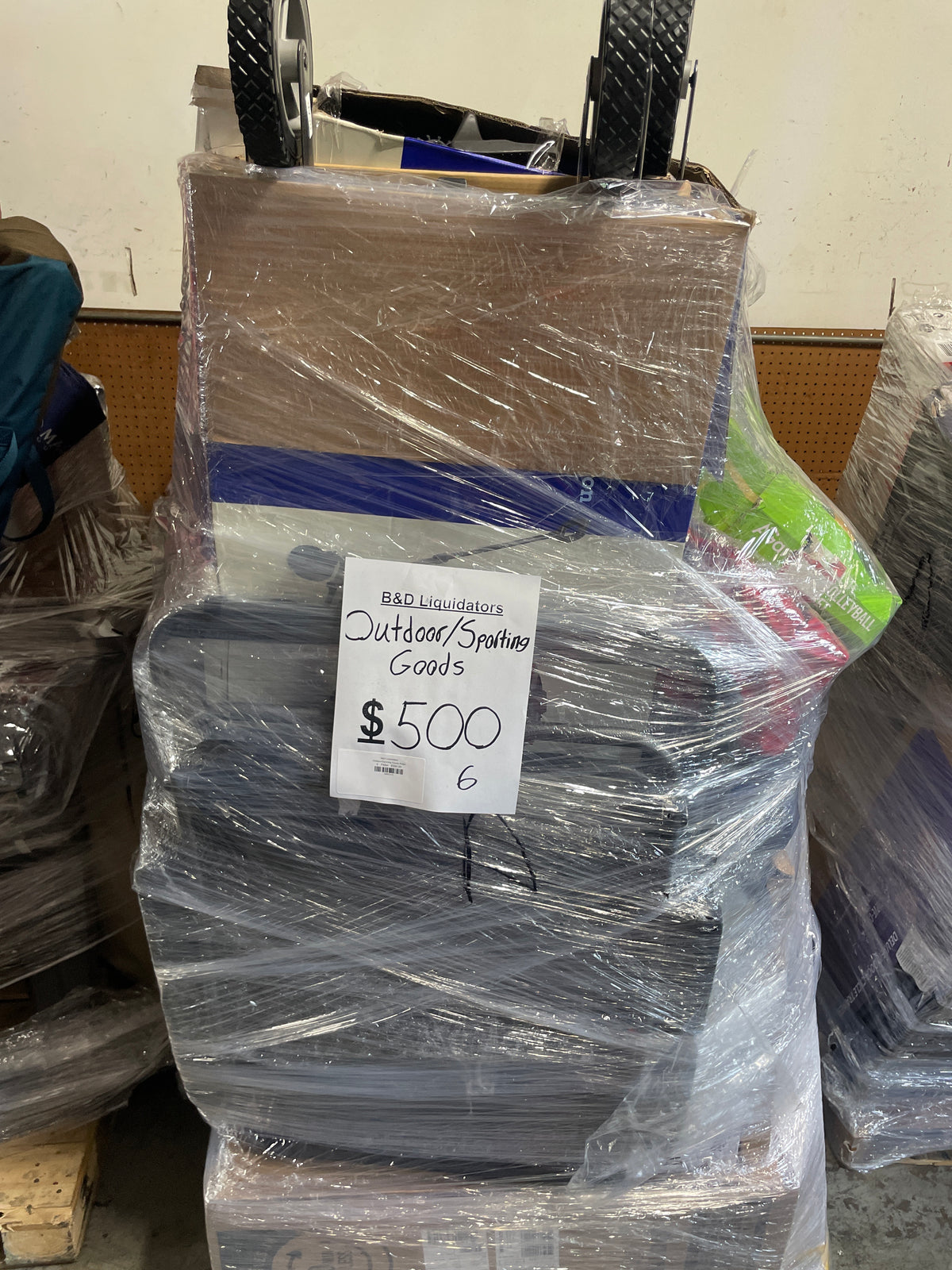 Outdoor/Sporting Goods Pallet