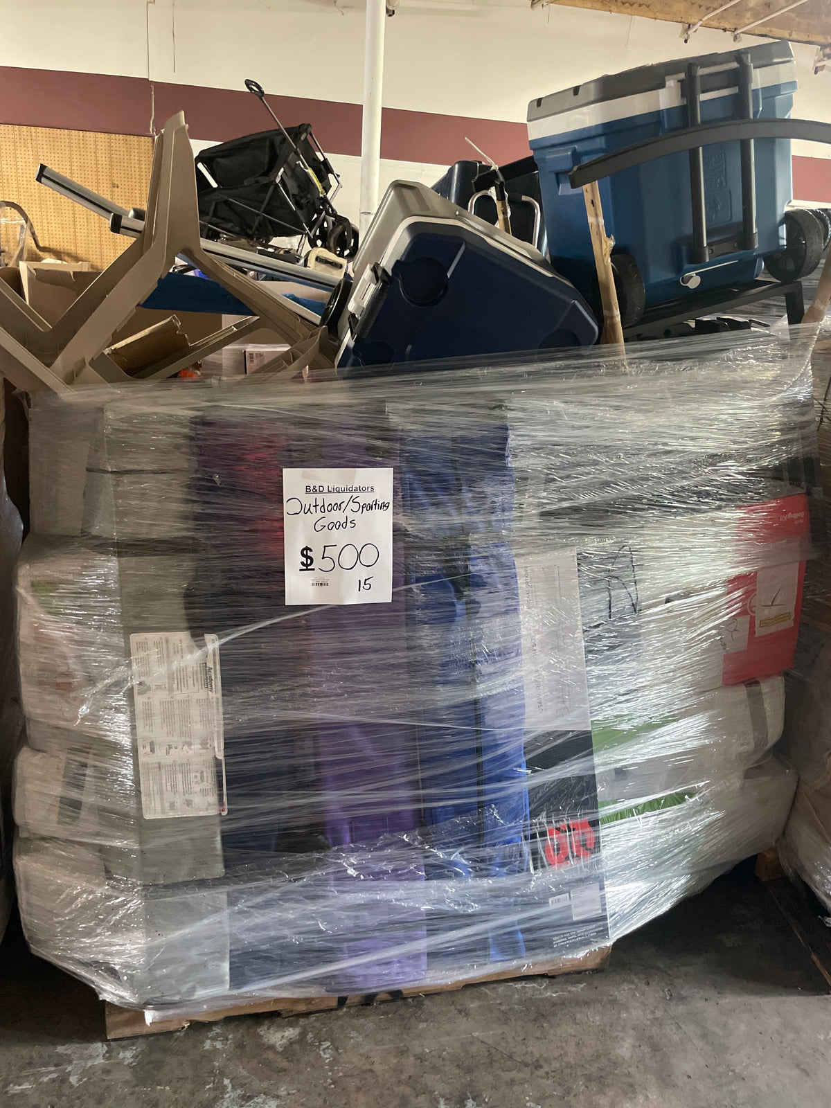 Outdoor/Sporting Goods Pallet