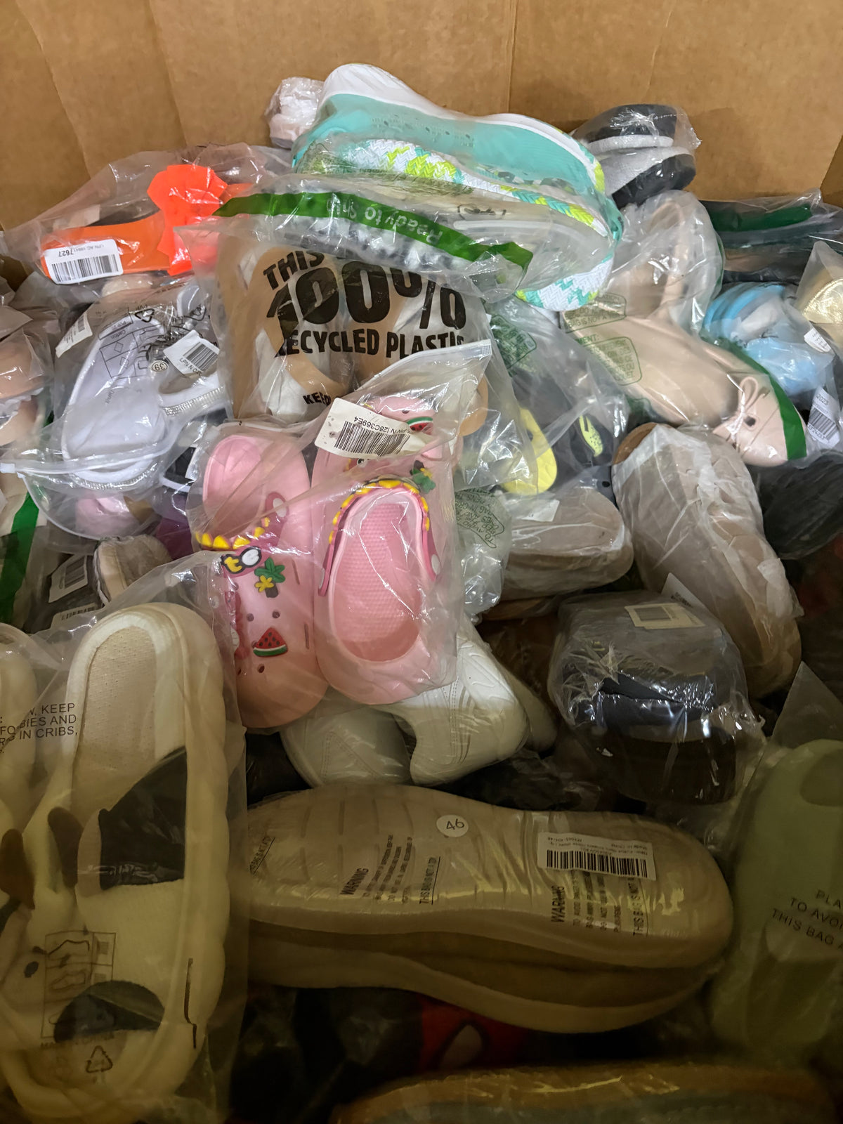 Bagged Shoe Pallets