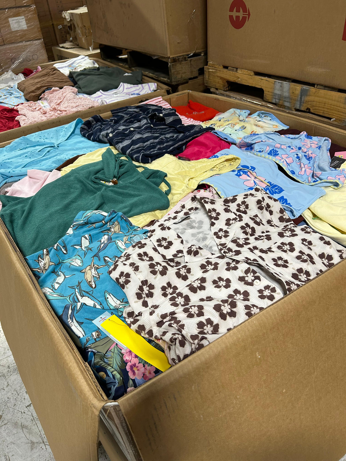 Target Mixed Apparel Pallets 1000 Pieces