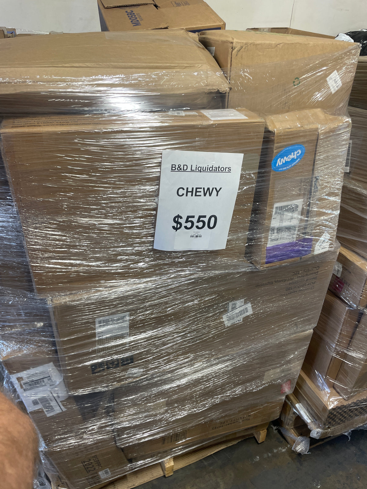 CHEWY Pet Pallets