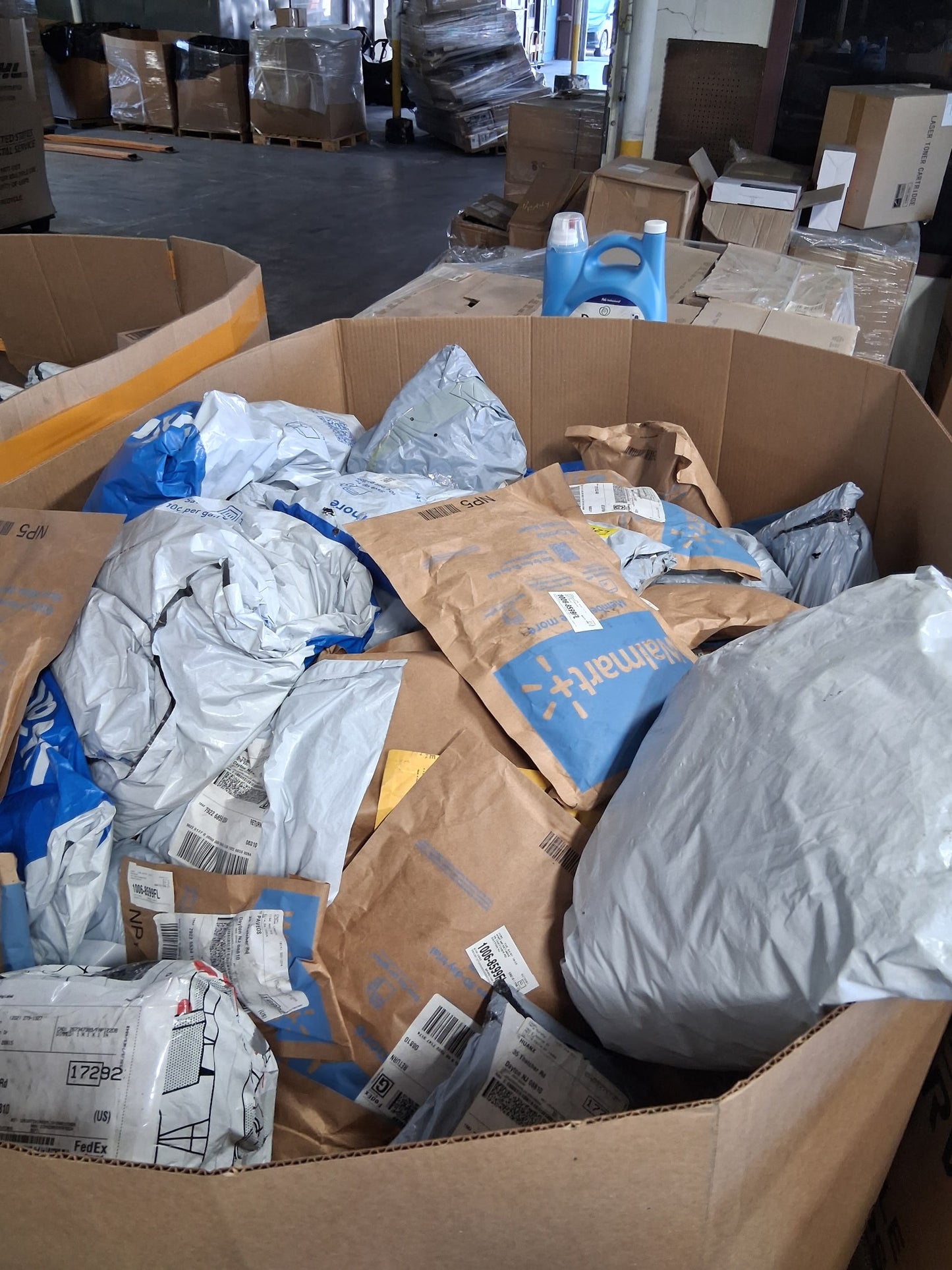 Return Mail Mixed Item Mystery package Pallets